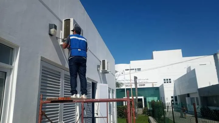 Fotos de Instalación y Mantenimiento de Aire Acondicionado